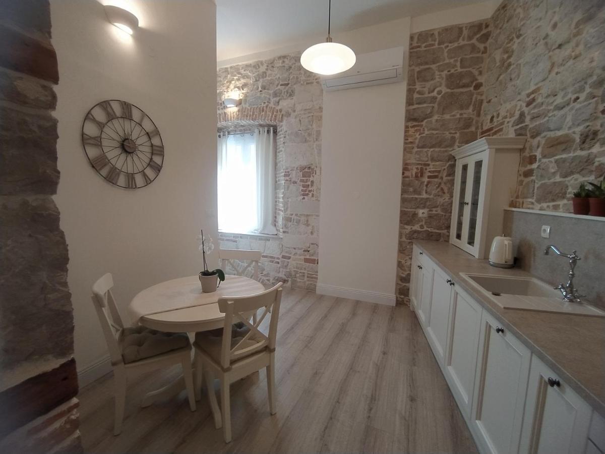 Apartment Antique Zadar - City Center Экстерьер фото